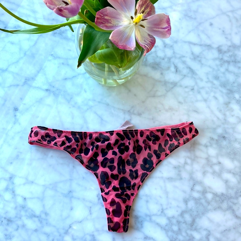 Stella McCartney thong brand new without tags